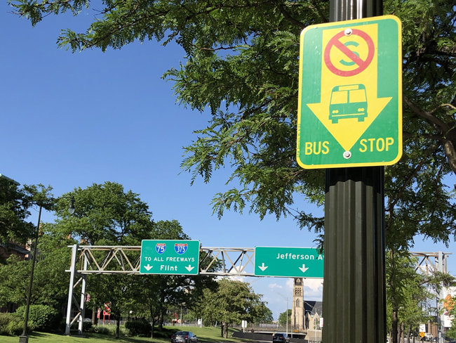 Detroit bus stop and gantry - 2 - David Arminas, May 2018 650.jpg