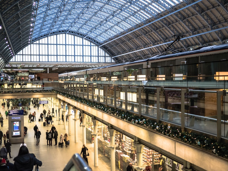 St Pancras © Minacarson | Dreamstime.com