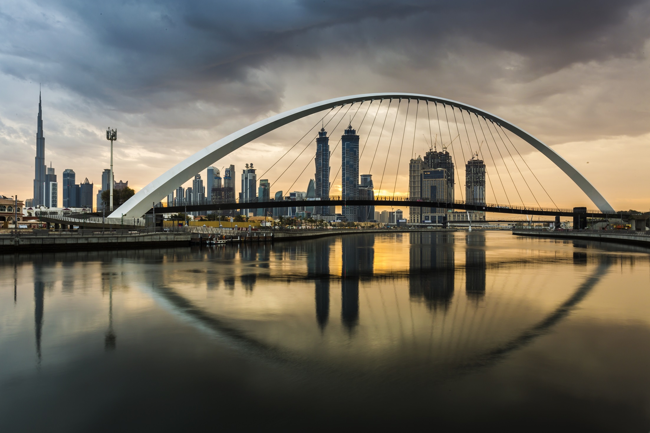 Dubai with Tolerance Bridge World Congress AV image: Roads & Transport Authority Dubai)