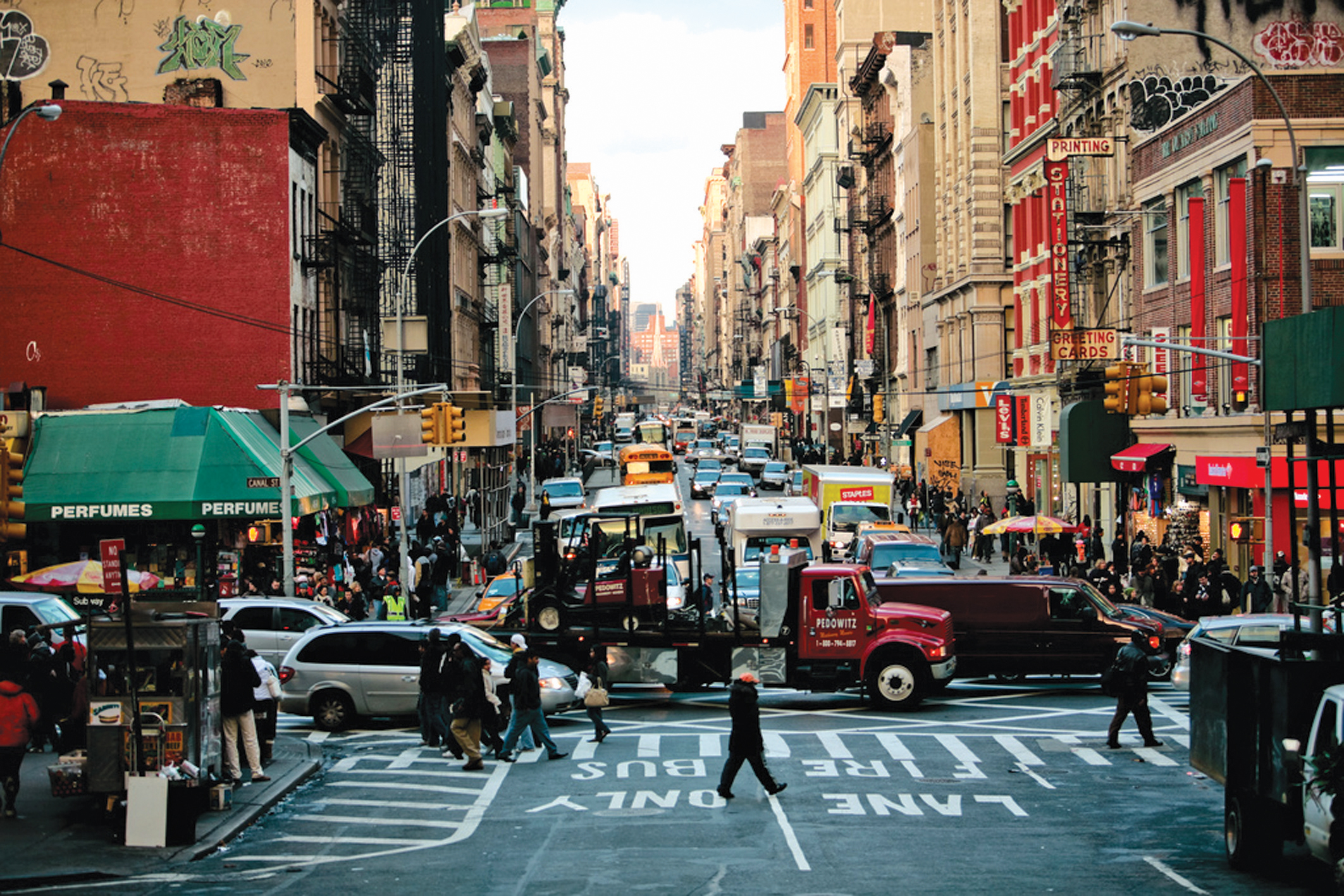 Intersection traffic signals  NYC