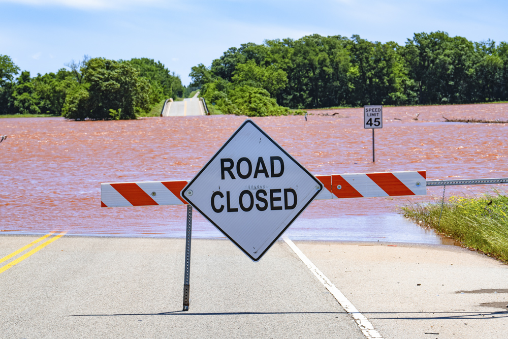 Many tolled facilities are already seeing the impact of extreme weather events, including road closures due to wildfires, evacuations and floods © Mikael Males | Dreamstime.com