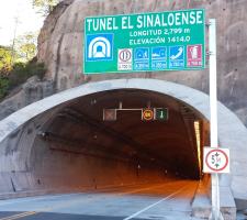 Clear signage mexican tunnel