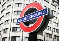 TfL app bolsters London’s social distancing measures (© Mohana Antonmeryl | Dreamstime.com)