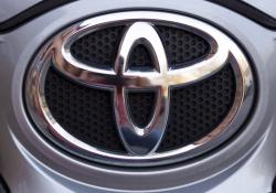 Aurora will initially equip sensor suite to Toyota Siennas (© Ksokolowska | Dreamstime.com)