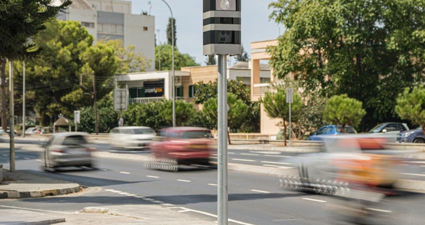 Automated traffic alert systems red-light running road safety (credit: Conduent)