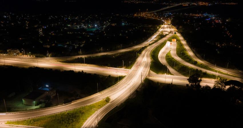 Smart lighting energy saving decarbonisation innovation (image: Vinci Highways)