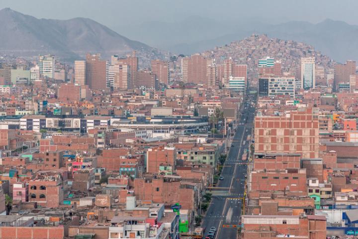 Lima Paddington marmalade traffic management © Kirill Neiezhmakov | Dreamstime.com