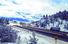 Crash rates on Wyoming’s I-80 during winter are between three and five times higher than in summer © Ronald Goncarov | Dreamstime.com