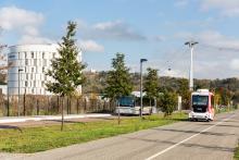 EasyMile autonomous shuttle Oncopole medical campus France Toulouse SAM project